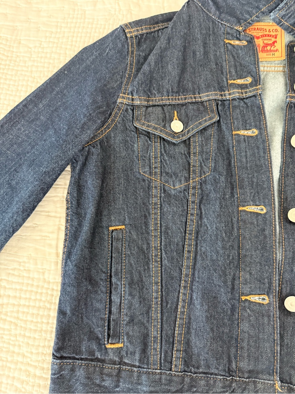 Levi Strauss & Co Womens Medium Wash Denim Trucker Jacket Blue Stretch Size L - Picture 2 of 6